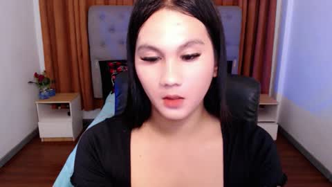 Snapshot of yen_bente chatting on September 29, 3:06 pm Yen online show from September 29, 3:06 pm