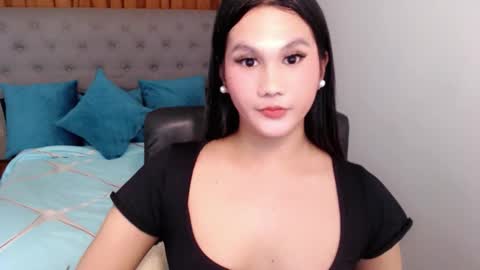 Snapshot of yen_bente chatting on October 19, 2:01 am Yen online show from October 19, 2:01 am