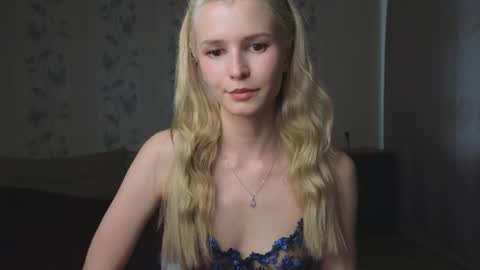 Yenna online show from July 14, 1:17 pm
