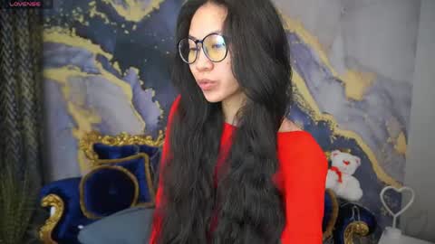 yennstar online show from April 12, 7:08 pm