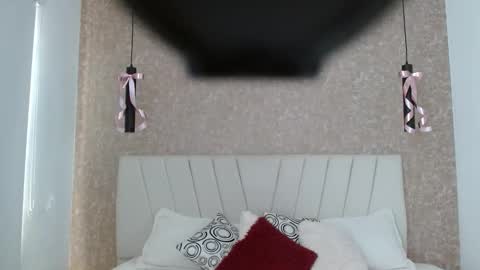 Yera  online show from December 5, 11:52 am