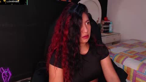 Yesi online show from March 1, 2:34 pm