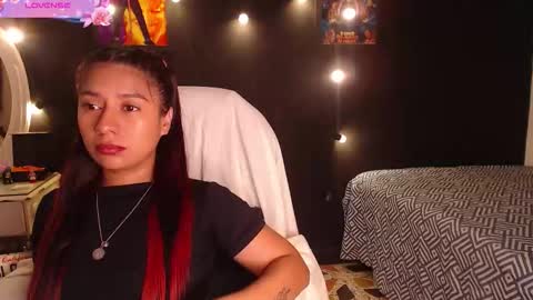 Yesi online show from October 30, 10:49 am