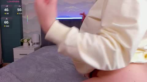 eva online show from October 9, 10:30 pm