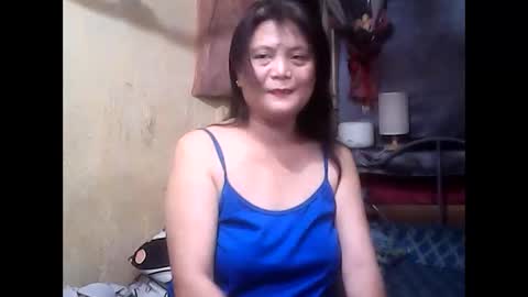 Snapshot of yesimpretty chatting on June 5, 4:52 am hi im bea online show from June 5, 4:52 am