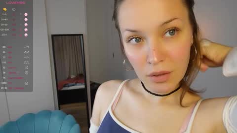 Kiki online show from November 8, 10:15 am