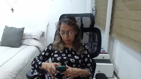 jessy online show from April 22, 2:47 am