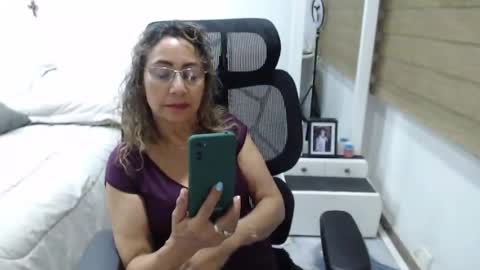 jessy online show from April 22, 11:28 pm