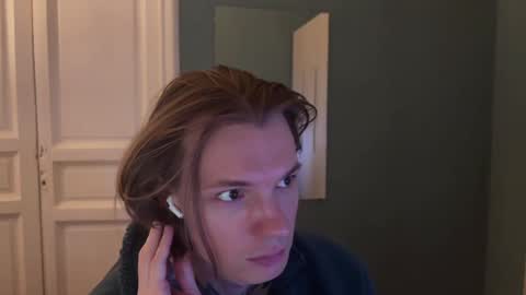 Snapshot of yexes chatting on January 18, 6:21 pm yexes online show from January 18, 6:21 pm