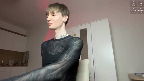 yexes online show from March 18, 2:47 am