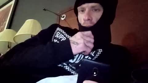 yfwb69xxx online show from November 23, 6:35 am