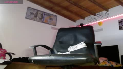 yio cohen  online show from December 10, 5:39 am