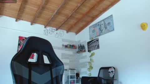 yio cohen  online show from November 6, 6:53 pm