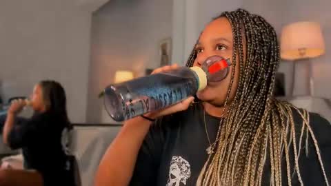 Snapshot of yiseth_02 chatting on September 14, 3:16 am roxie reyes online show from September 14, 3:16 am