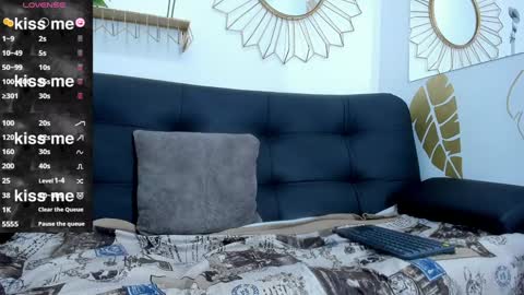 yizus_bonz online show from December 5, 5:48 am