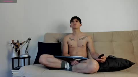 yizus_bonz online show from September 11, 10:43 pm