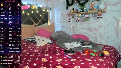 Snapshot of yluismag chatting on December 18, 4:09 am lucy online show from December 18, 4:09 am