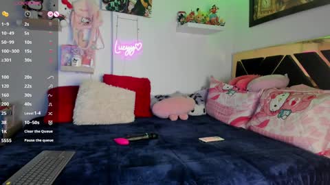 lucy online show from April 7, 3:51 am