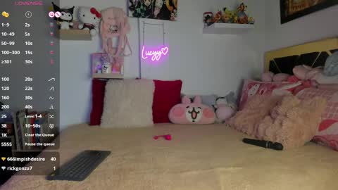 lucy online show from April 11, 2:27 am