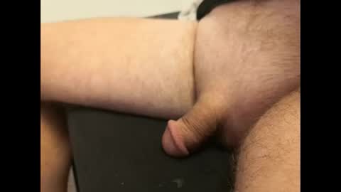 Snapshot of ymustlovusmygigandicus chatting on October 1, 5:35 am ymustlovusmygigandicus online show from October 1, 5:35 am