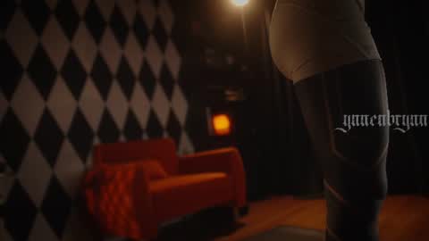 ynnenbrynn online show from July 6, 3:03 am