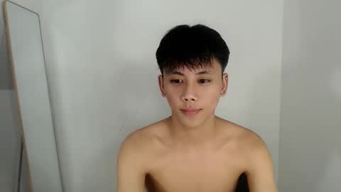 ynotyu online show from February 22, 6:28 pm