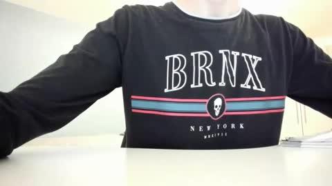 yoda130305 online show from December 7, 3:41 pm