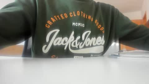 yoda130305 online show from September 18, 3:47 pm