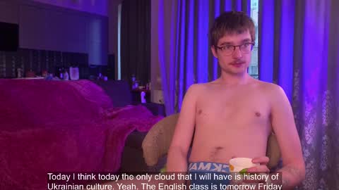 Snapshot of yoga_pizza_420 chatting on March 6, 4:41 am Max online show from March 6, 4:41 am