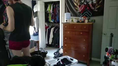 Snapshot of yogurtmaker chatting on April 12, 7:19 pm Yogurtmaker online show from April 12, 7:19 pm