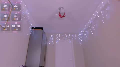 Mikaella - Mika online show from February 16, 8:38 pm