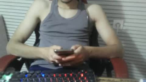 yojonass51 online show from June 28, 11:22 pm
