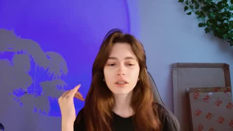 yoka_paradoxxx online show from September 23, 5:21 am