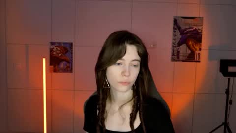 yoka_paradoxxx online show from October 15, 5:40 am