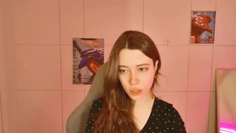 yoka_paradoxxx online show from March 4, 9:15 am