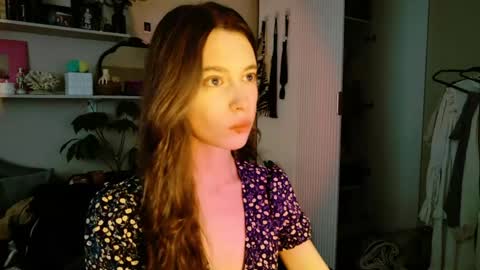 Snapshot of yoka_paradoxxx chatting on May 17, 12:34 pm yoka_paradoxxx online show from May 17, 12:34 pm