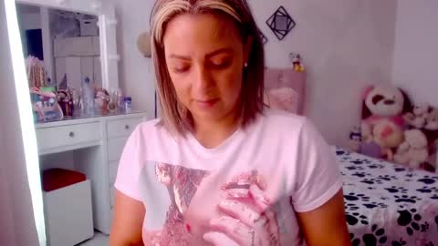 Snapshot of yokiko_daring chatting on December 20, 2:27 pm yokiko online show from December 20, 2:27 pm