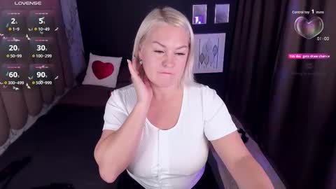 Yolanda online show from October 12, 8:08 pm