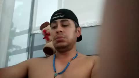 Snapshot of yonalex28 chatting on November 17, 7:58 am yonalex28 online show from November 17, 7:58 am