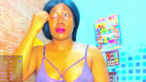 yonnsol_avril online show from April 20, 7:04 pm