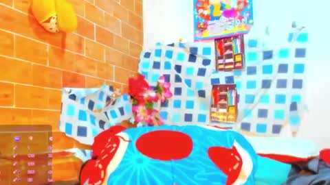 yonnsol_avril online show from April 21, 6:23 pm