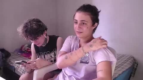 Little Mike Independent model online show from October 9, 5:00 pm