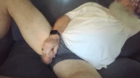 Snapshot of yorel64 chatting on August 8, 3:47 pm yorel64 online show from August 8, 3:47 pm