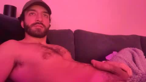 Snapshot of yorktown6970 chatting on October 18, 4:59 am yorktown6970 online show from October 18, 4:59 am