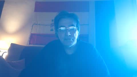 Snapshot of yosep44 chatting on November 17, 8:31 am yosep online show from November 17, 8:31 am