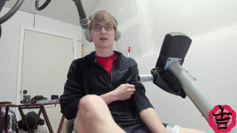 yosh online show from December 4, 7:06 am