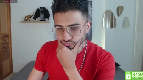 yoshy_man online show from January 29, 3:33 am