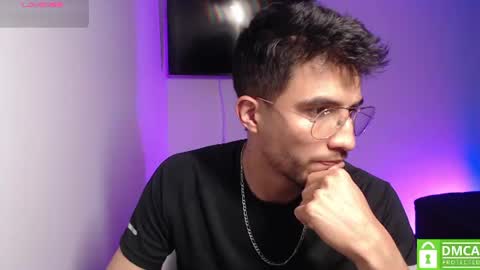 yoshy_man online show from June 25, 4:56 am