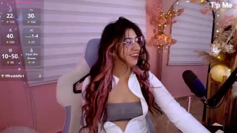 Snapshot of yosoykore_ chatting on May 22, 1:35 am Kore online show from May 22, 1:35 am