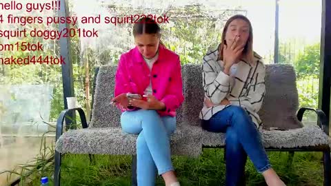 Snapshot of you_love_melisa chatting on April 29, 8:40 am private on 18 per minute start private 500 tokensOnlyfans online show from April 29, 8:40 am